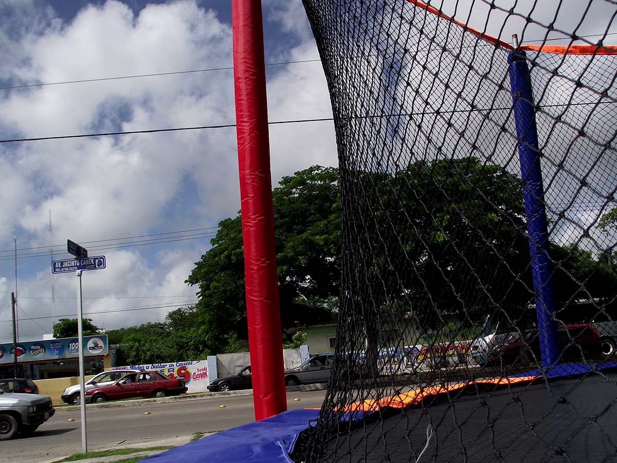 Galería Redes para trampolines de 10 pies (3 m)